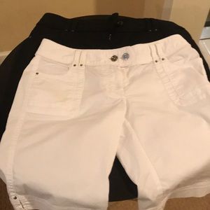 2 pairs of White House black market shorts